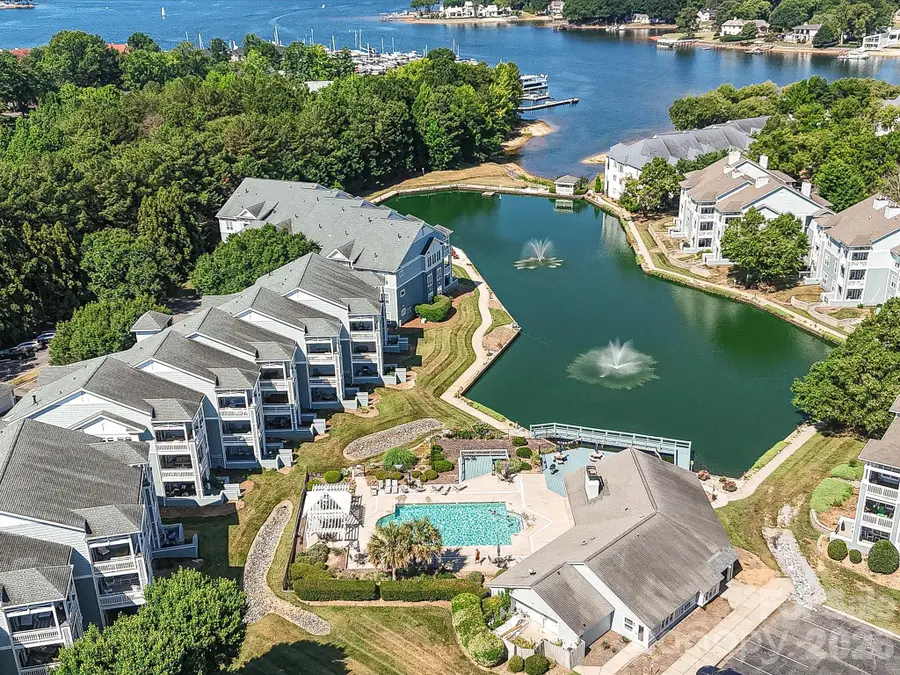 18817 Nautical Drive #302, Cornelius, NC 28031 - #3