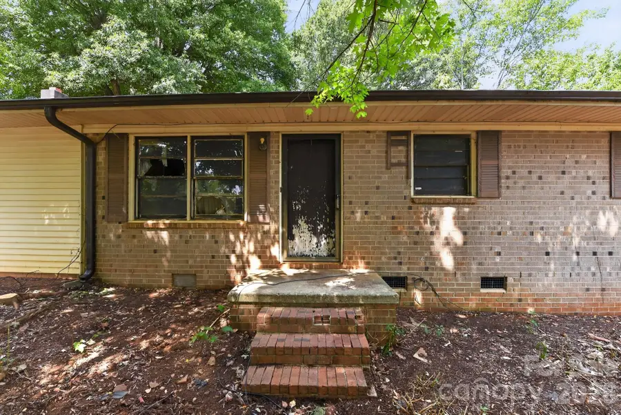 1393 Field Circle, Hickory, NC 28602 - #3