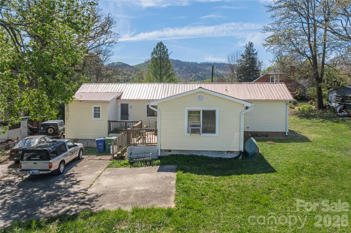11 E Porter Road, Asheville, NC 28803 - #1