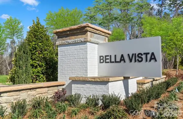 186 Berksdale Court, Denver, NC 28037