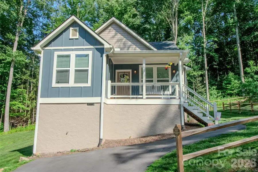 611 Twinbrook Lane, Maggie Valley, NC 28751 - #2