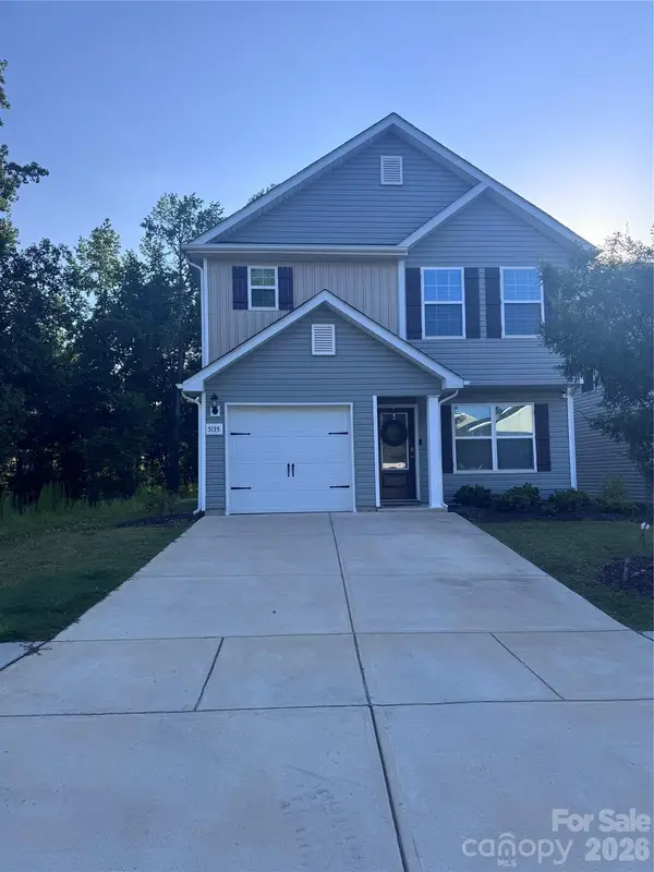 5135 Wolfridge Avenue, Charlotte, NC 28214