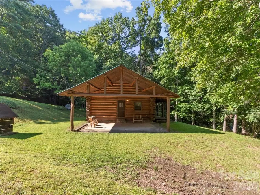 230 Chatter Box Lane, Green Mountain, NC 28740 - #2