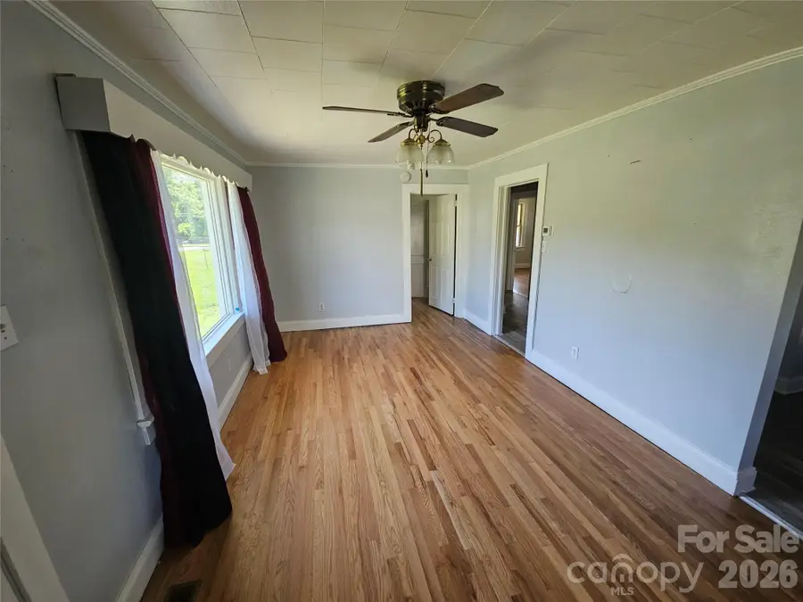 1515 16th Avenue Ne, Hickory, NC 28601 - #3