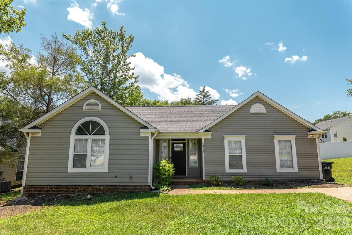 5423 Timbertop Lane, Charlotte, NC 28215 - #1