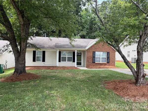 2502 Hemby Woods Drive, Charlotte, NC 28262