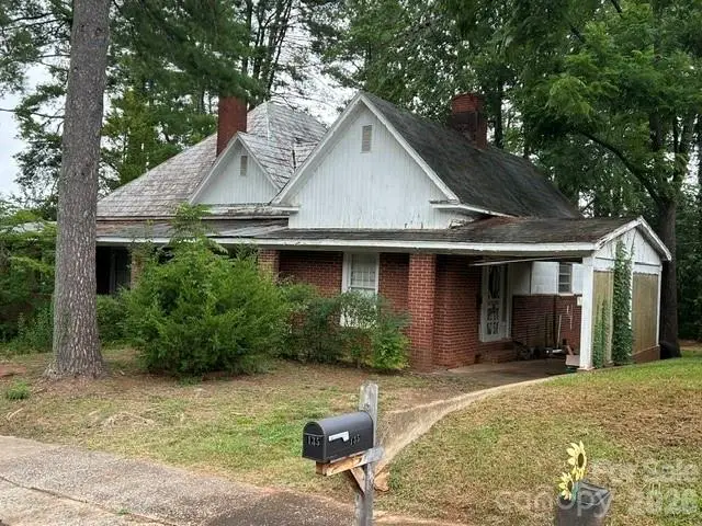 129 Pine Street, Rutherfordton, NC 28139 - #1