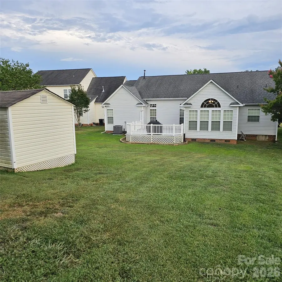 4022 Meadowview Hills Drive, Charlotte, NC 28269 - #3