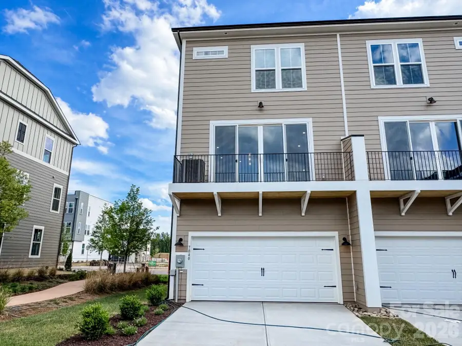 4109 Westbound Drive, Charlotte, NC 28278 - #2