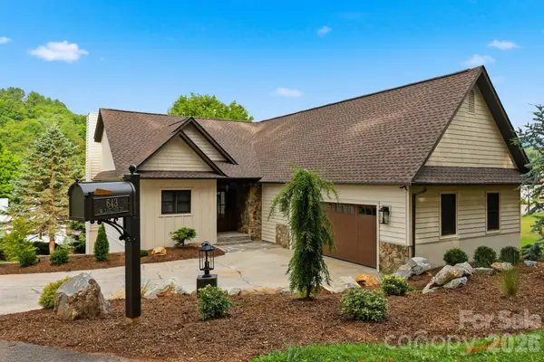643 W Landing Drive, Jefferson, NC 28640