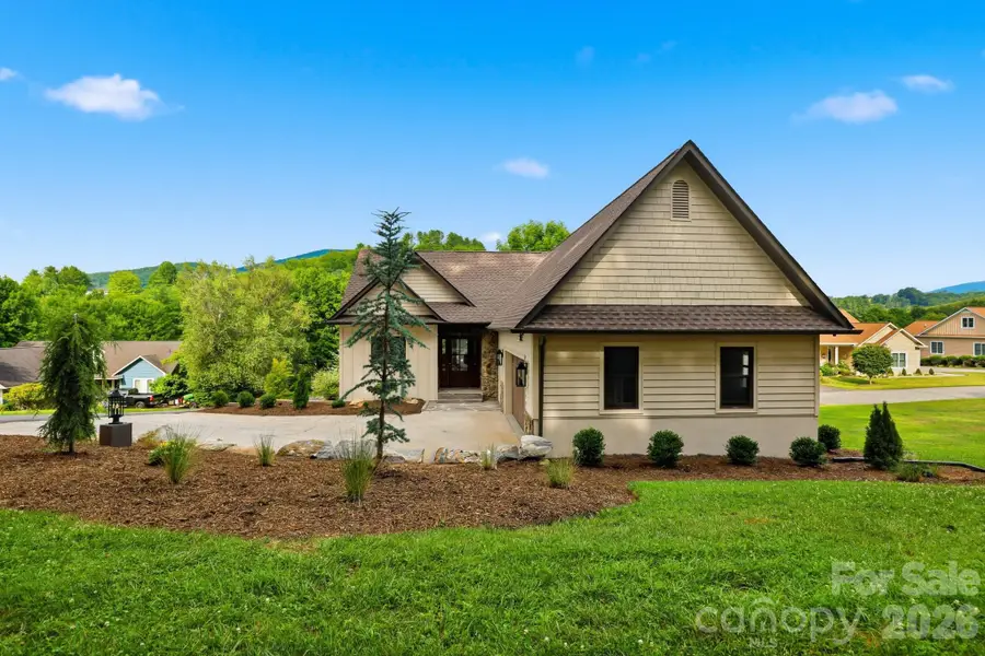 643 W Landing Drive, Jefferson, NC 28640 - #2