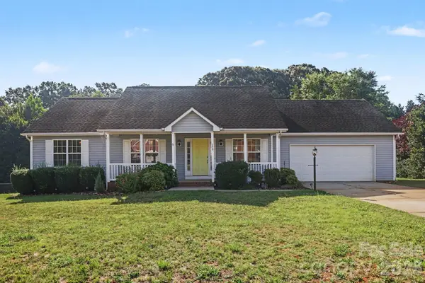 170 Brooks Farm Drive, Rockwell, NC 28138