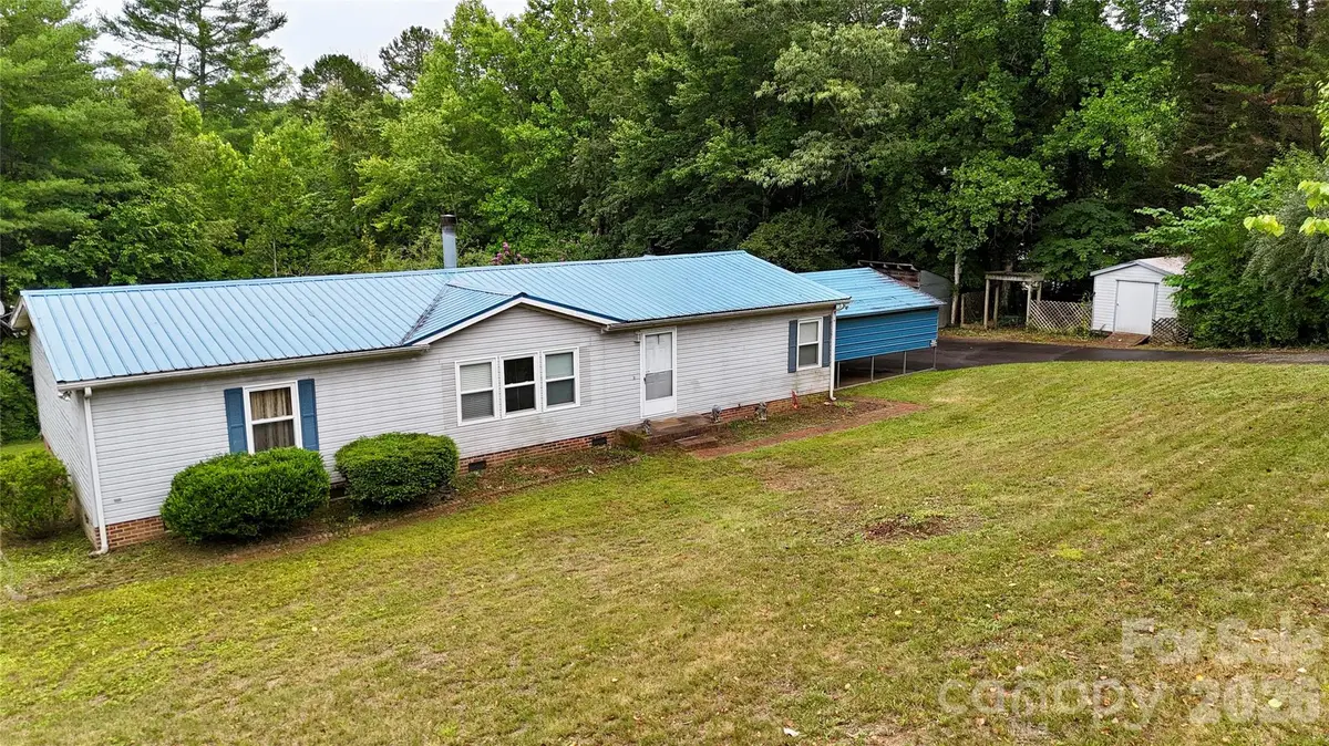 4851 Mounira Avenue, Hickory, NC 28602 - #1