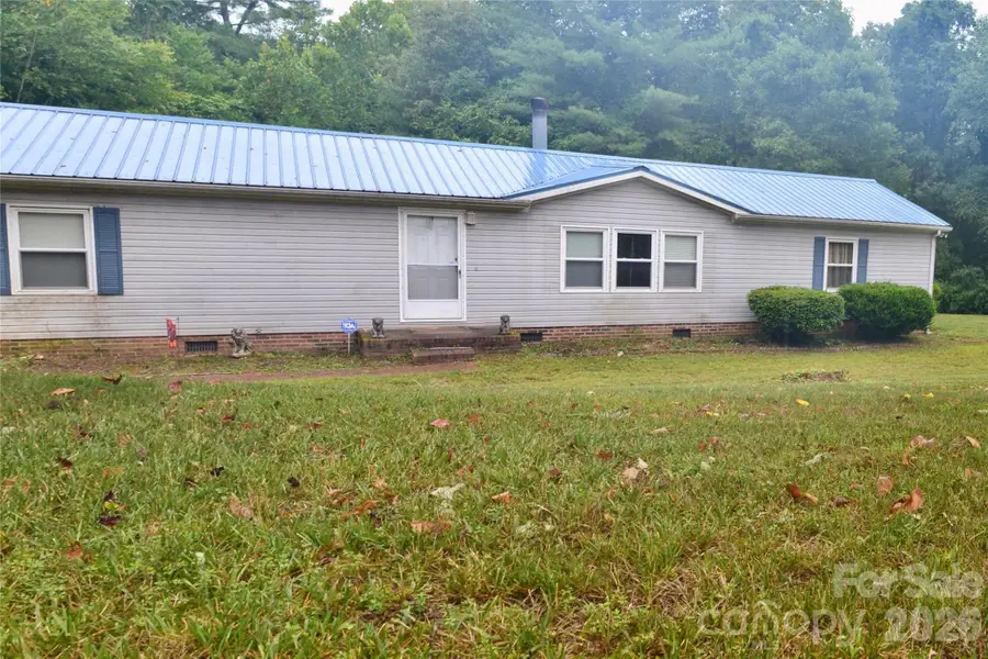 4851 Mounira Avenue, Hickory, NC 28602 - #3