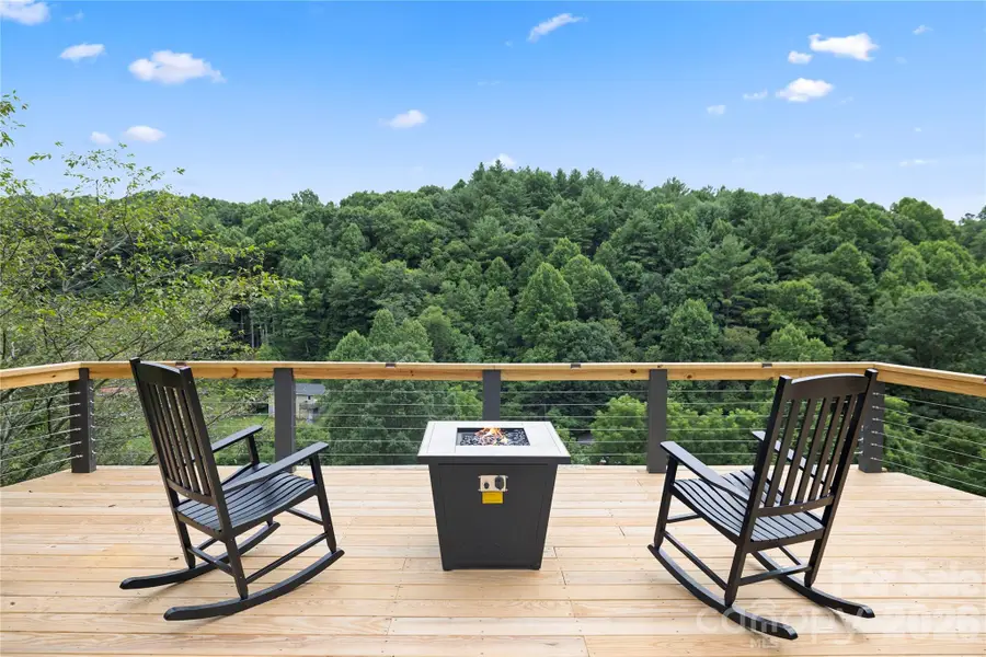 3954 Nc 80 Highway, Bakersville, NC 28705 - #2