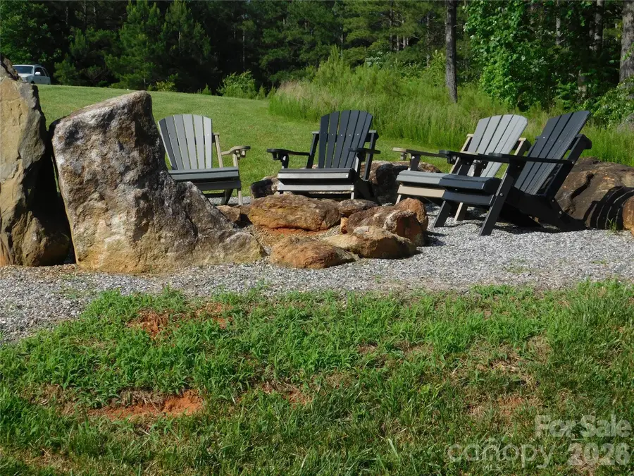 139 W Settings Boulevard Nw #106, Valdese, NC 28690 - #3