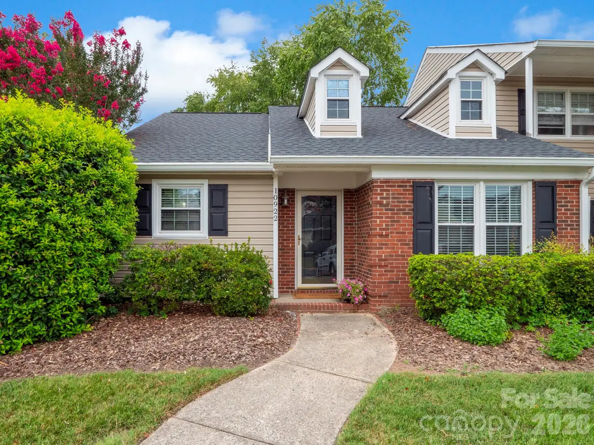 10922 Winterbourne Court, Charlotte, NC 28277 - #1