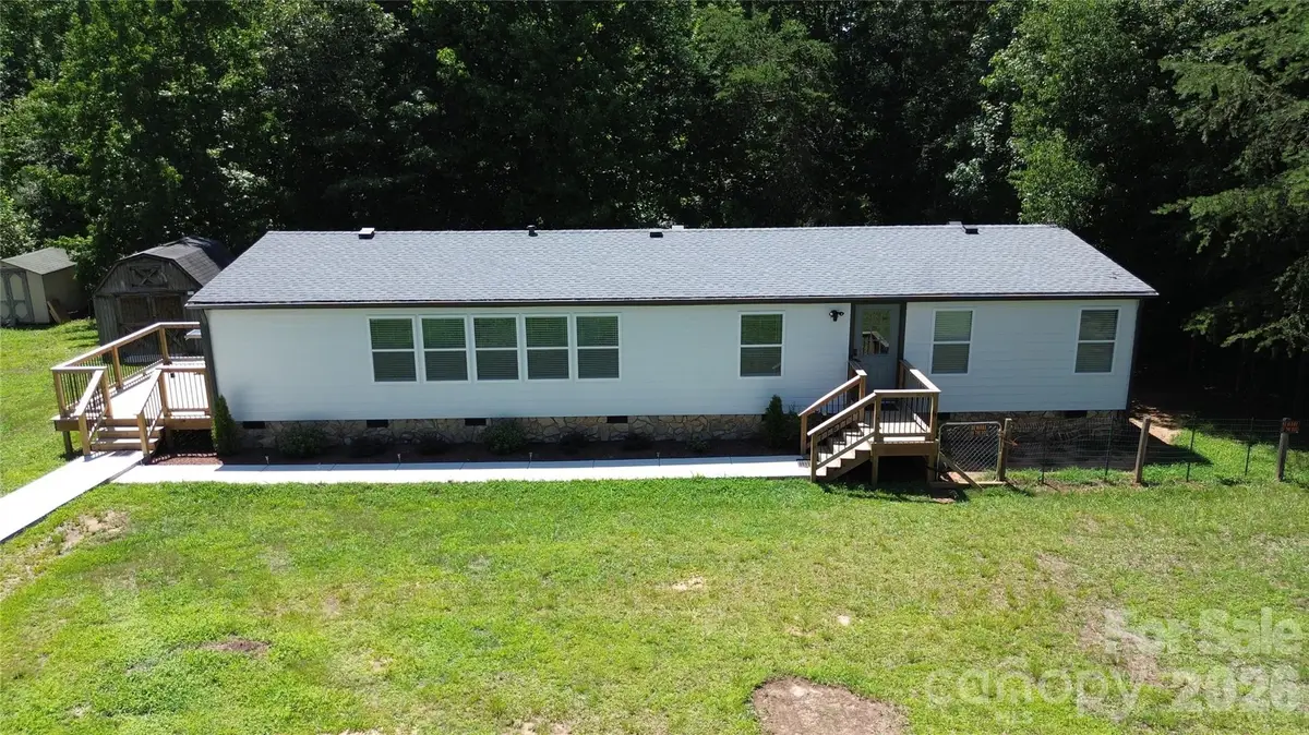 3585 Woodstream Drive, Maiden, NC 28650 - #1