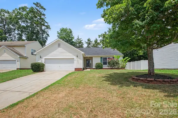 108 Briarwood Lane, Mount Holly, NC 28120