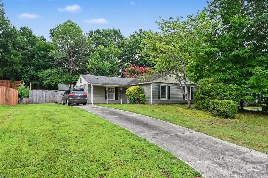 6200 Dwightware Boulevard, Charlotte, NC 28227 - #2