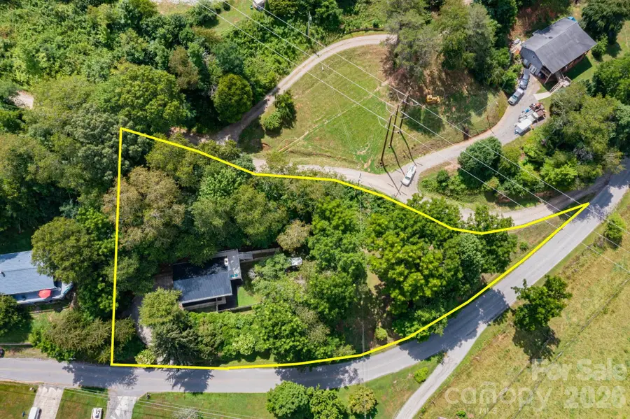 144 Pinehaven Drive, Clyde, NC 28721 - #3