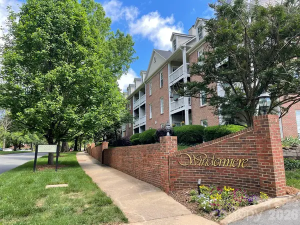301 Queens Road #105, Charlotte, NC 28204