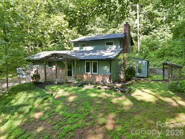 222 Morgan Cove Road, Candler, NC 28715