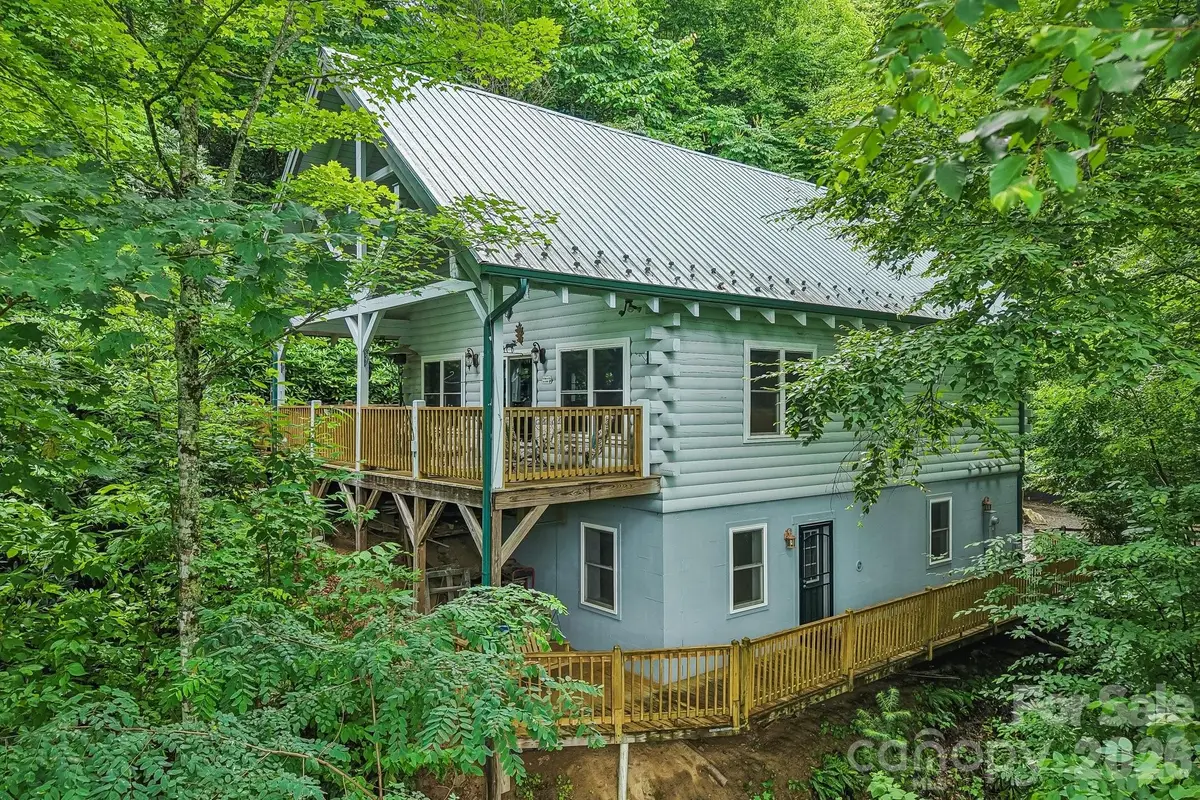 1061 Setzer Cove Road, Maggie Valley, NC 28751 - #1