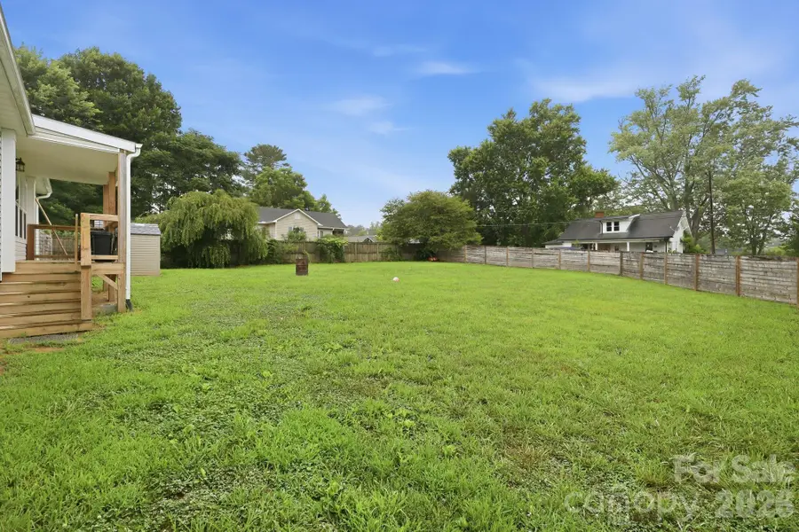 417 Glover Street, Hendersonville, NC 28792 - #2