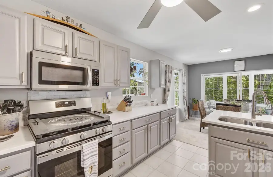 28 Secretariat Drive, Hendersonville, NC 28792 - #3