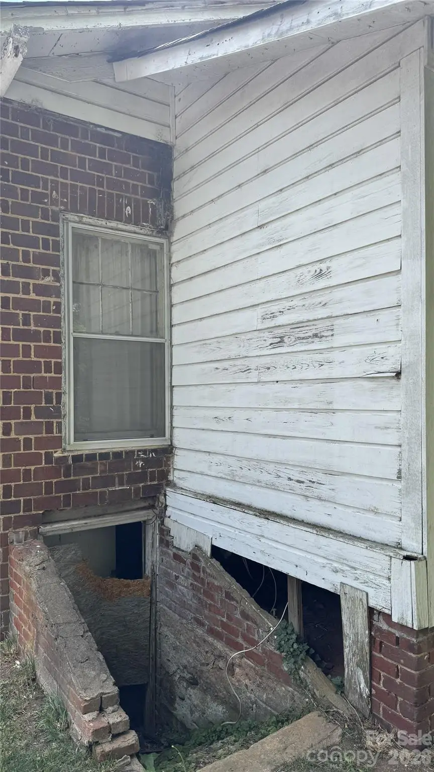 317 N Washington Street, Shelby, NC 28150 - #2