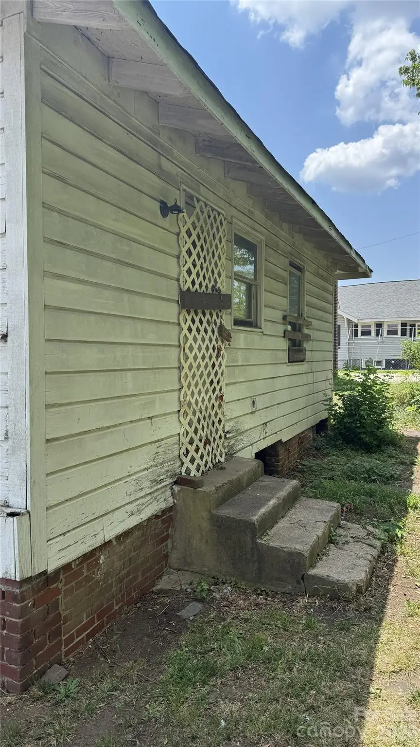317 N Washington Street, Shelby, NC 28150 - #3