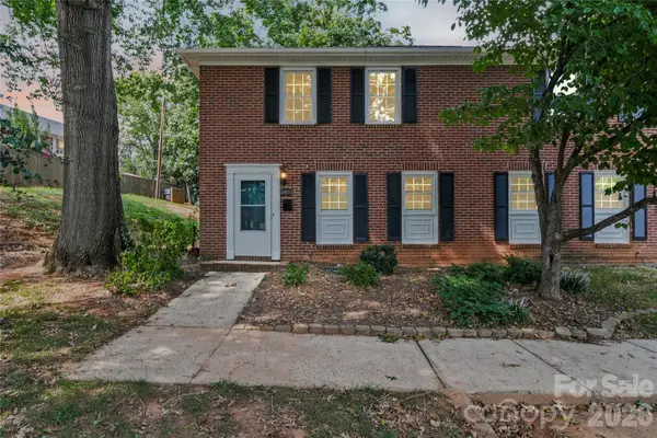 1801 Pewsbury Road, Charlotte, NC 28210