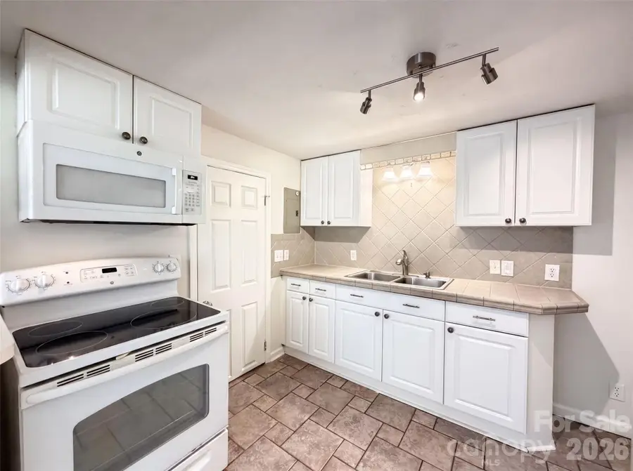 9801 Hannon Road, Charlotte, NC 28227 - #2