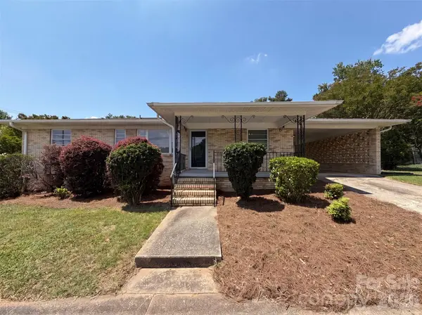 608 E Ryder Avenue, Landis, NC 28088