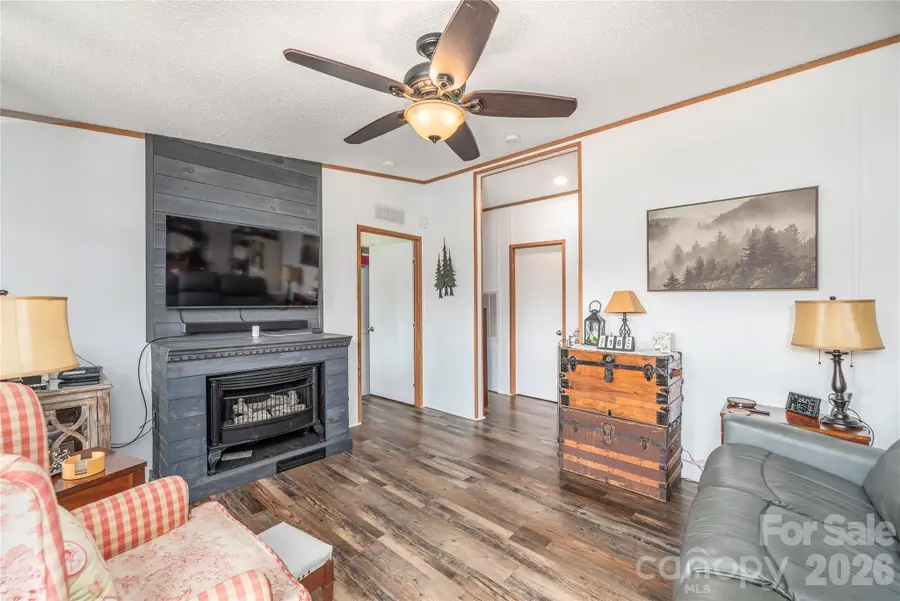 40 Farmstead Road, Leicester, NC 28748 - #3