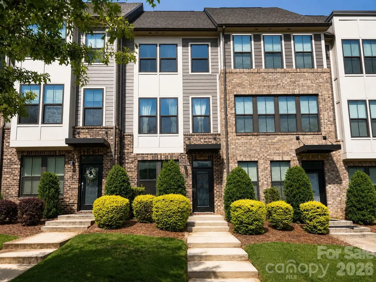 658 Uwharrie River Road, Charlotte, NC 28211 - #1