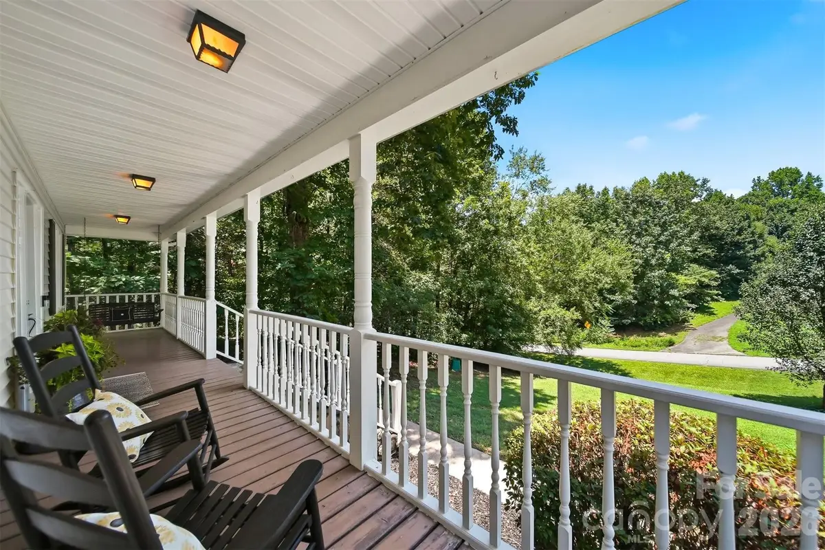 131 Fox Runn Drive, Granite Falls, NC 28630 - #1