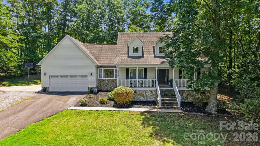 131 Fox Runn Drive, Granite Falls, NC 28630 - #2