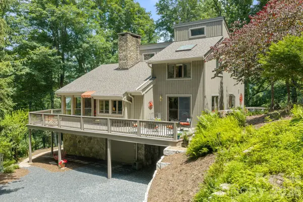 221 White Oak Trail, Banner Elk, NC 28604