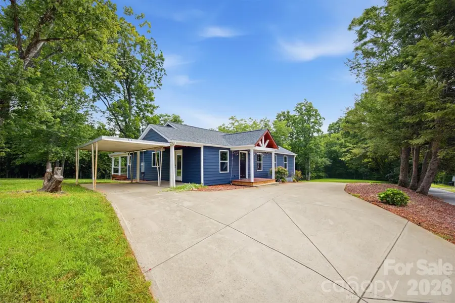 1515 Berkley Street Sw, Lenoir, NC 28645 - #3