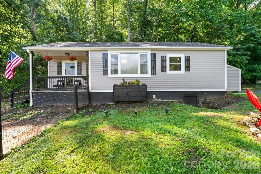 1226 Newfound Road, Leicester, NC 28748 - #2
