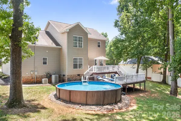 142 Valley Glen Drive, Troutman, NC 28166