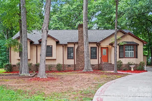 5505 Trossacks Court, Charlotte, NC 28212