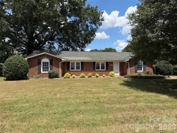 3025 Smith Farm Road, Matthews, NC 28104