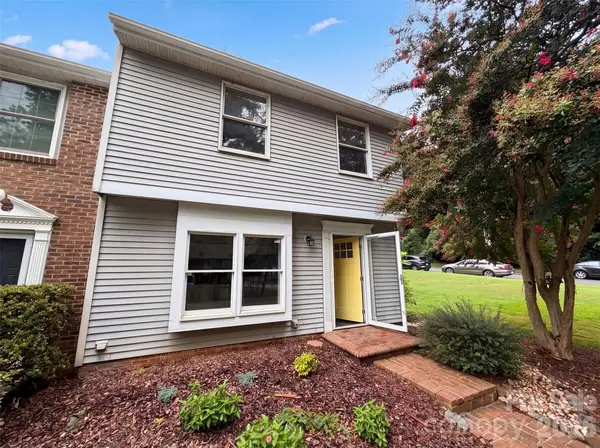 1500 Waybridge Lane, Charlotte, NC 28210
