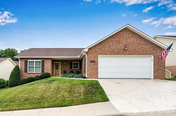 1284 Wexford Village Circle Ne #31, Lenoir, NC 28645