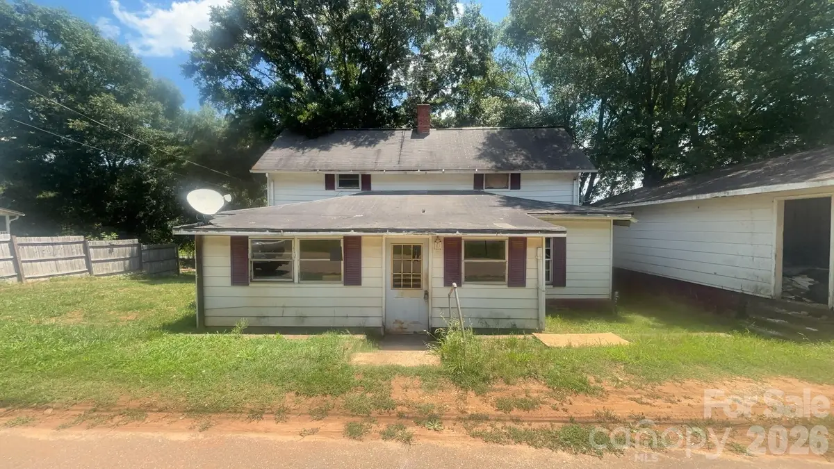 197 Main Street, Henrietta, NC 28076 - #1