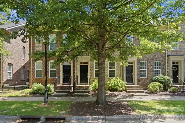11209 Cedar Walk Lane, Charlotte, NC 28277