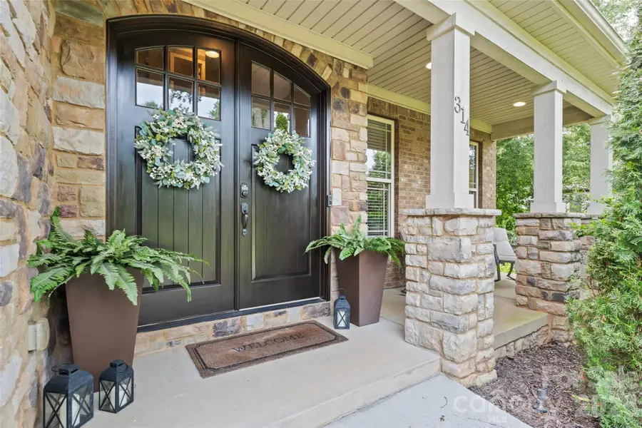 314 Stone Cliff Lane, Lake Wylie, SC 29710 - #2